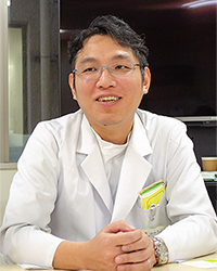 加賀谷 英彰氏