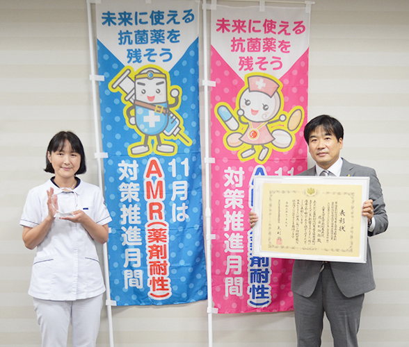 (左)新居氏 (右)田辺氏