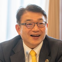 清元秀泰氏